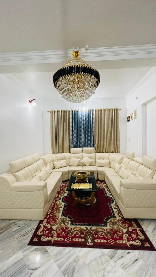 Apartment Krishna Kunj
